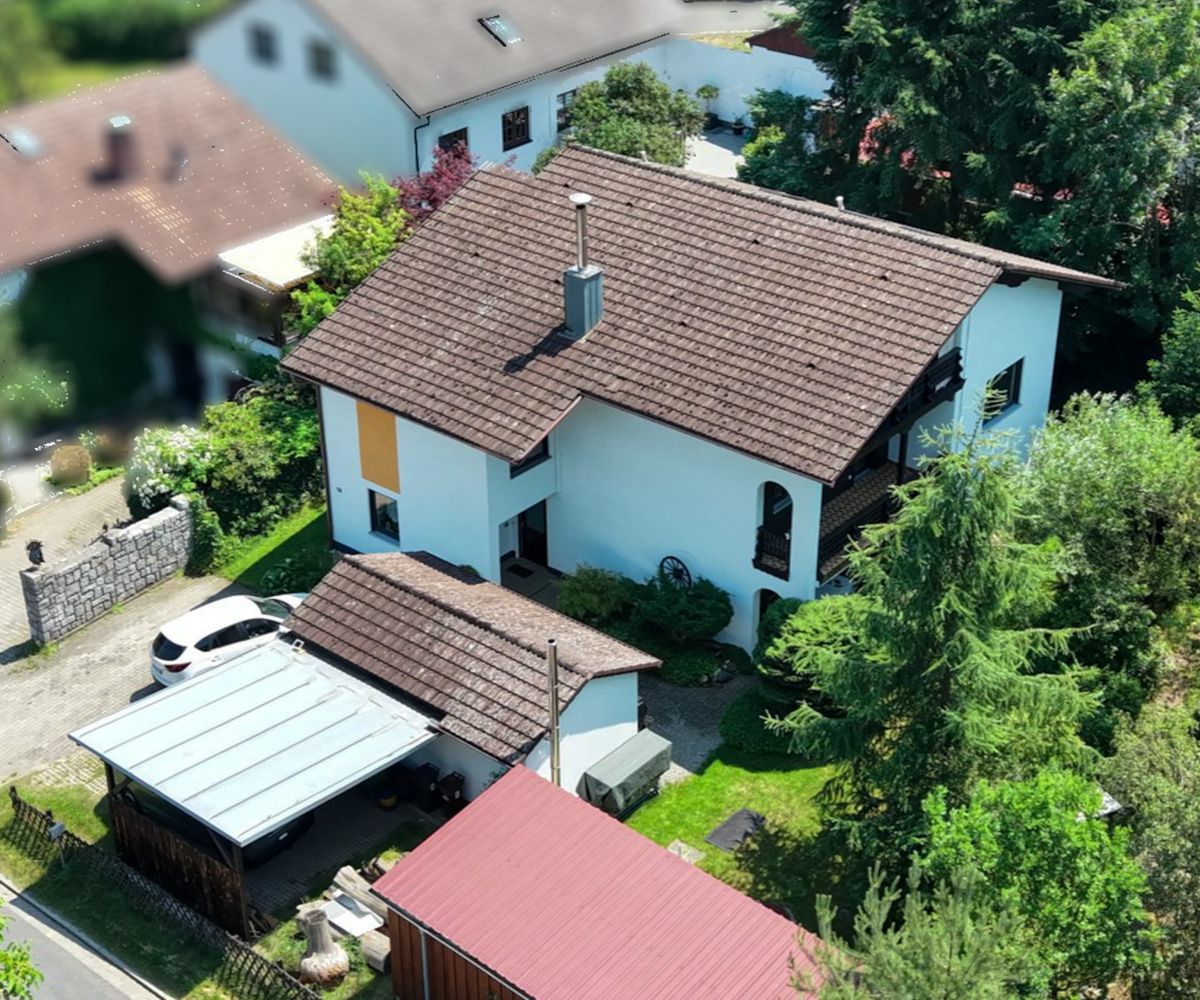 Renoviertes 3-Familienhaus in Falkenstein