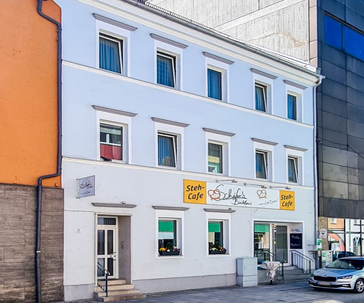 Historisches Stadthaus mit Bäckerei und Wohnungen